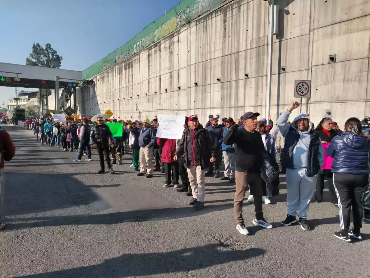 Trabajadores del Suteym toman caseta México Pachuca, luego la desbloquean