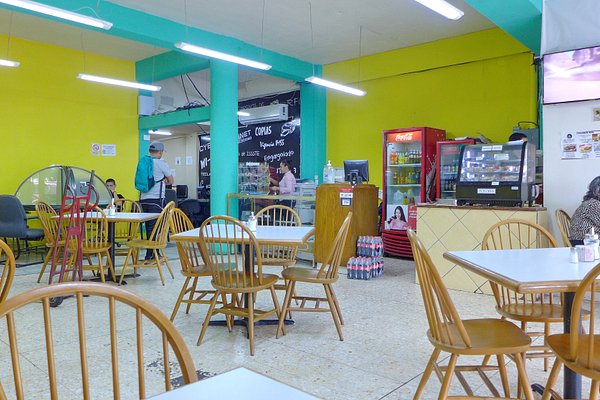 Restauranteros se acomodan a nuevos horarios de apertura y cierre