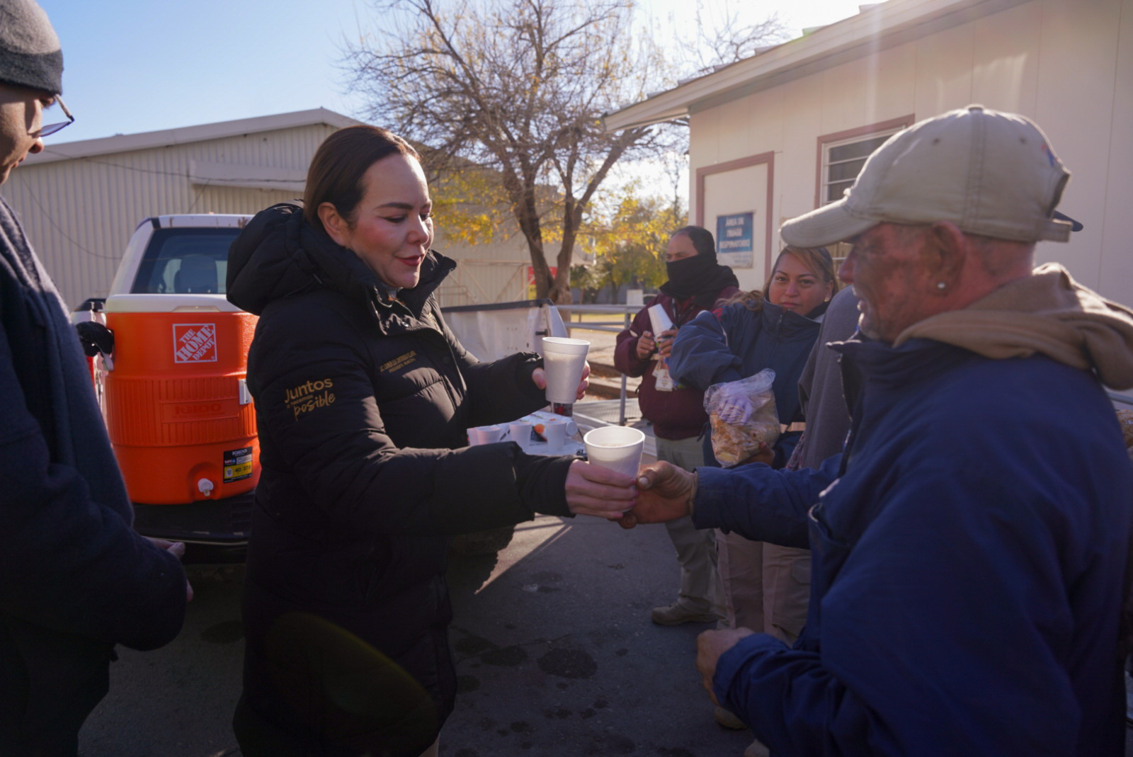 Encabeza alcaldesa operativo invernal en apoyo a los más vulnerables