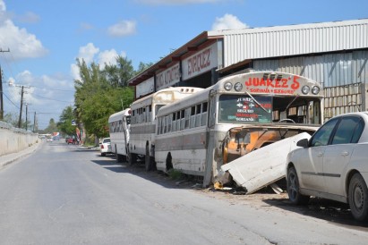 La mitad del transporte público ya no sirve; solo circulan 500 unidades